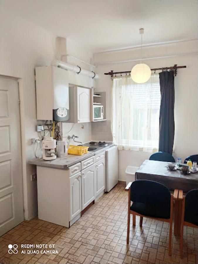 Marabella Apartmanok Hajduszoboszlo Exterior foto