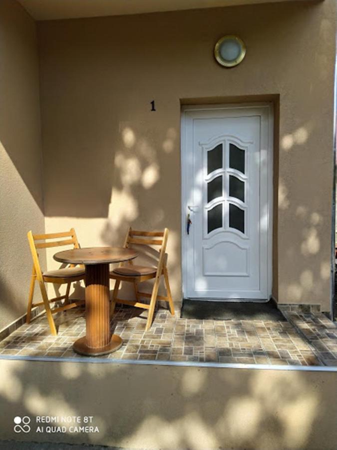 Marabella Apartmanok Hajduszoboszlo Exterior foto