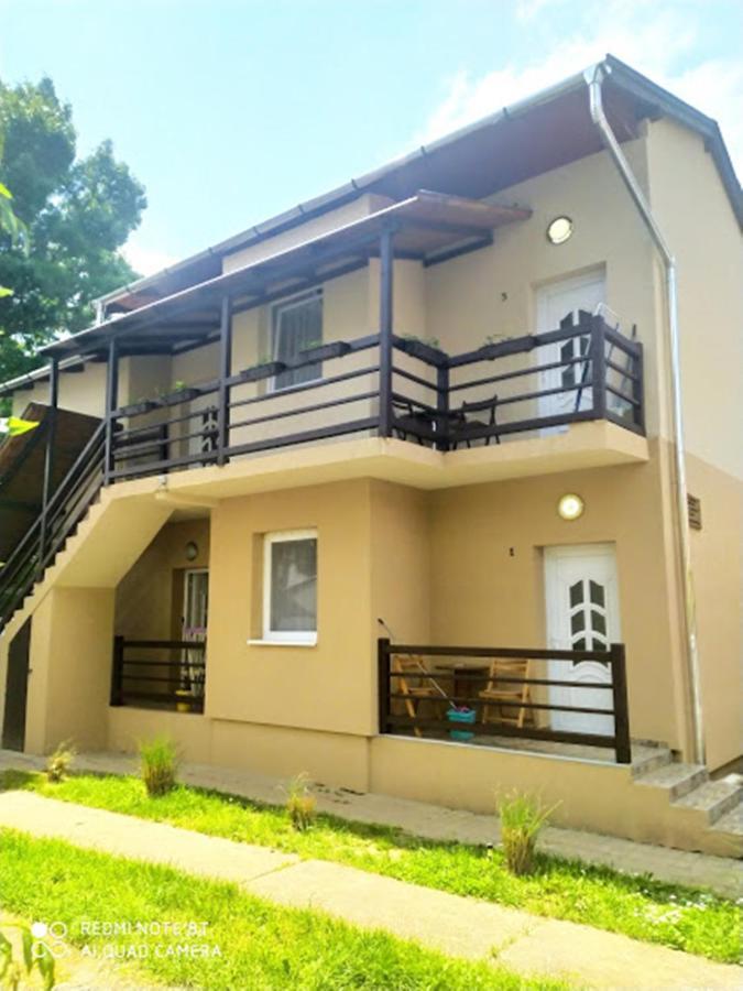 Marabella Apartmanok Hajduszoboszlo Exterior foto