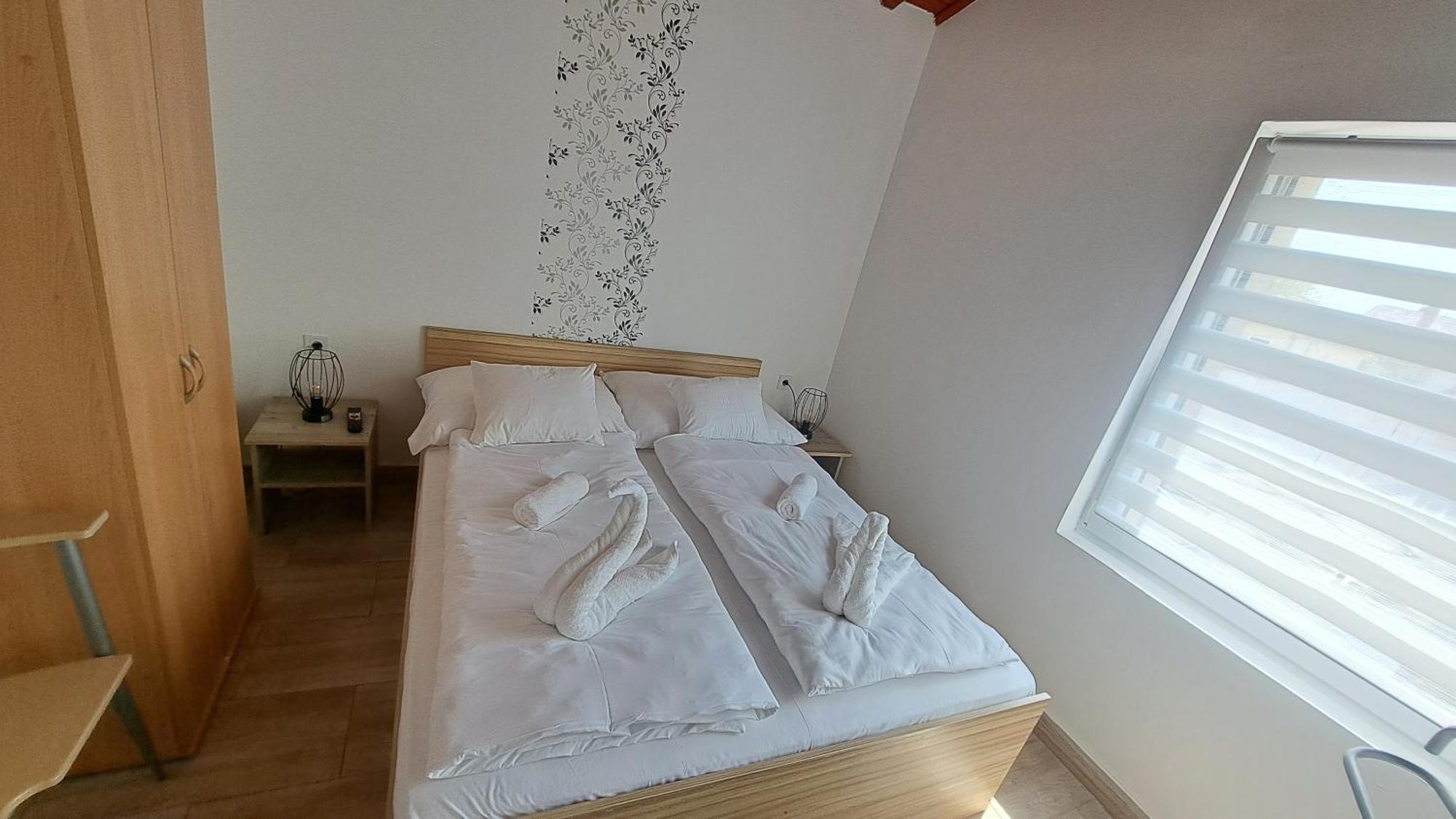 Marabella Apartmanok Hajduszoboszlo Exterior foto