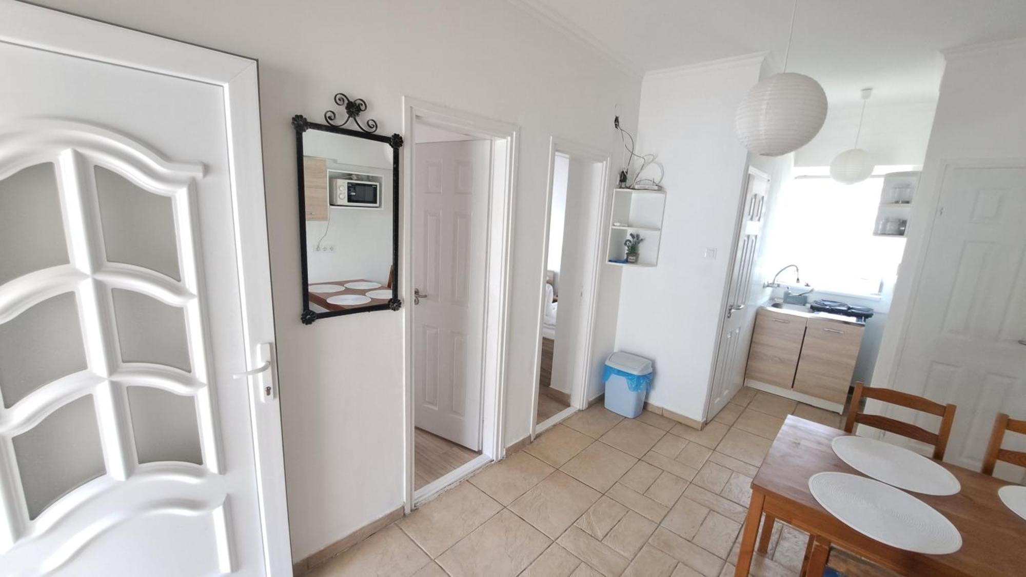 Marabella Apartmanok Hajduszoboszlo Exterior foto