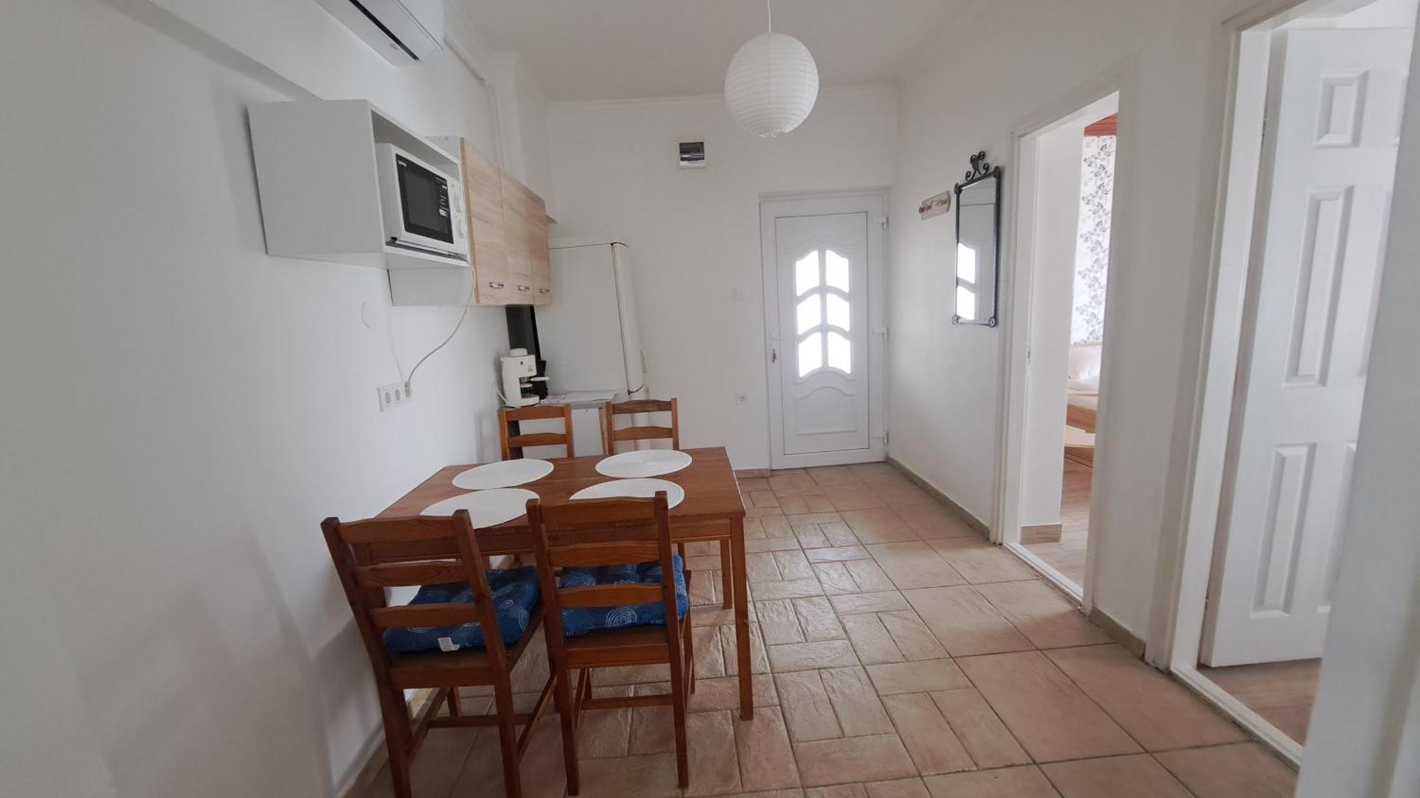 Marabella Apartmanok Hajduszoboszlo Exterior foto