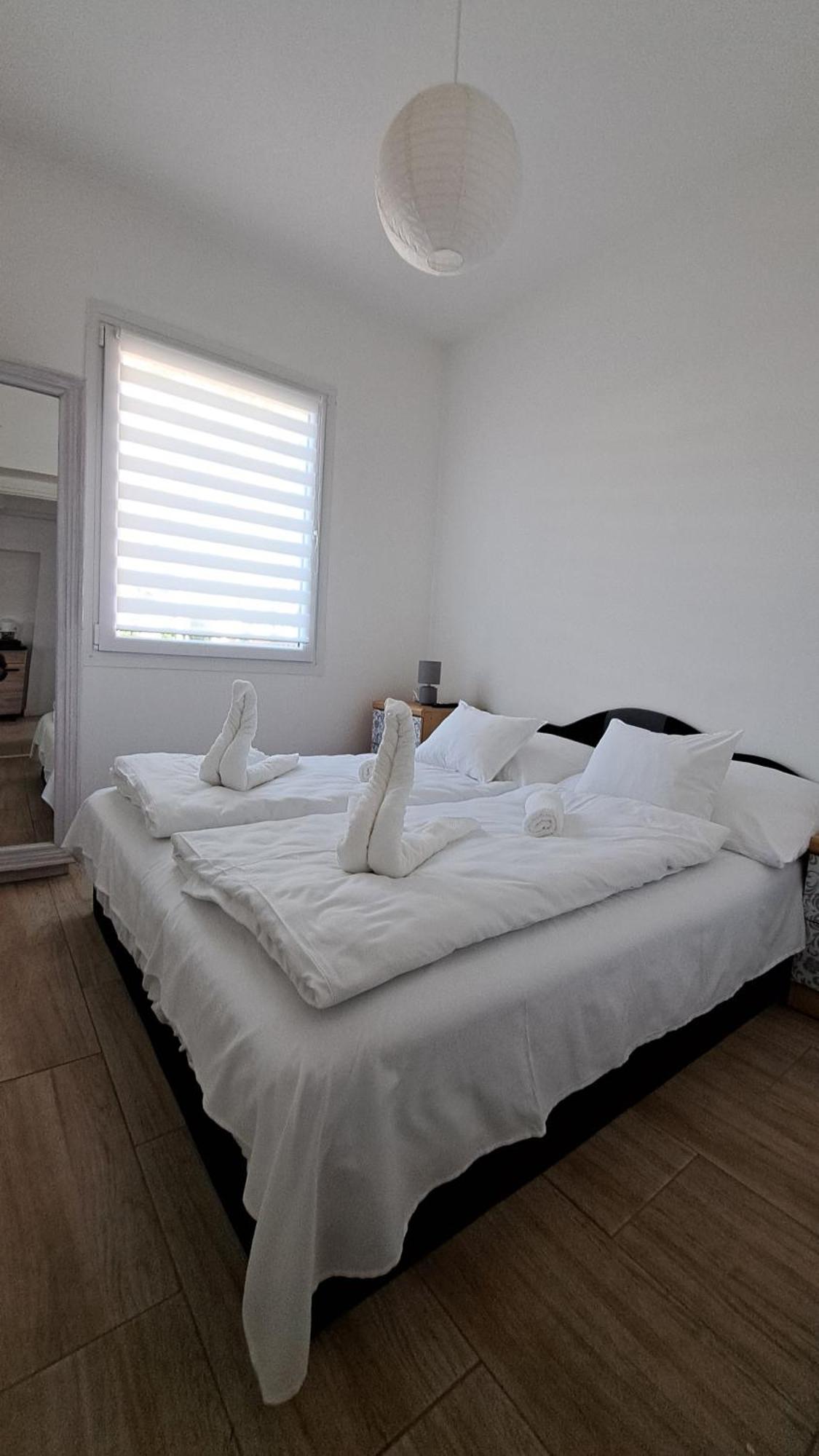 Marabella Apartmanok Hajduszoboszlo Exterior foto