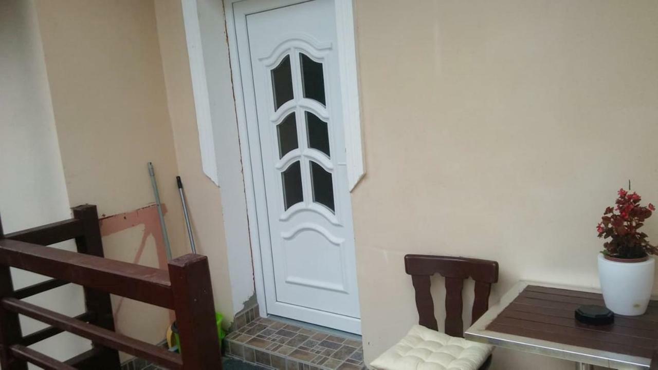 Marabella Apartmanok Hajduszoboszlo Exterior foto
